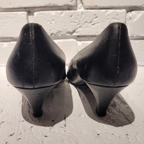 Crystal Shoes - Picture 3 of 4